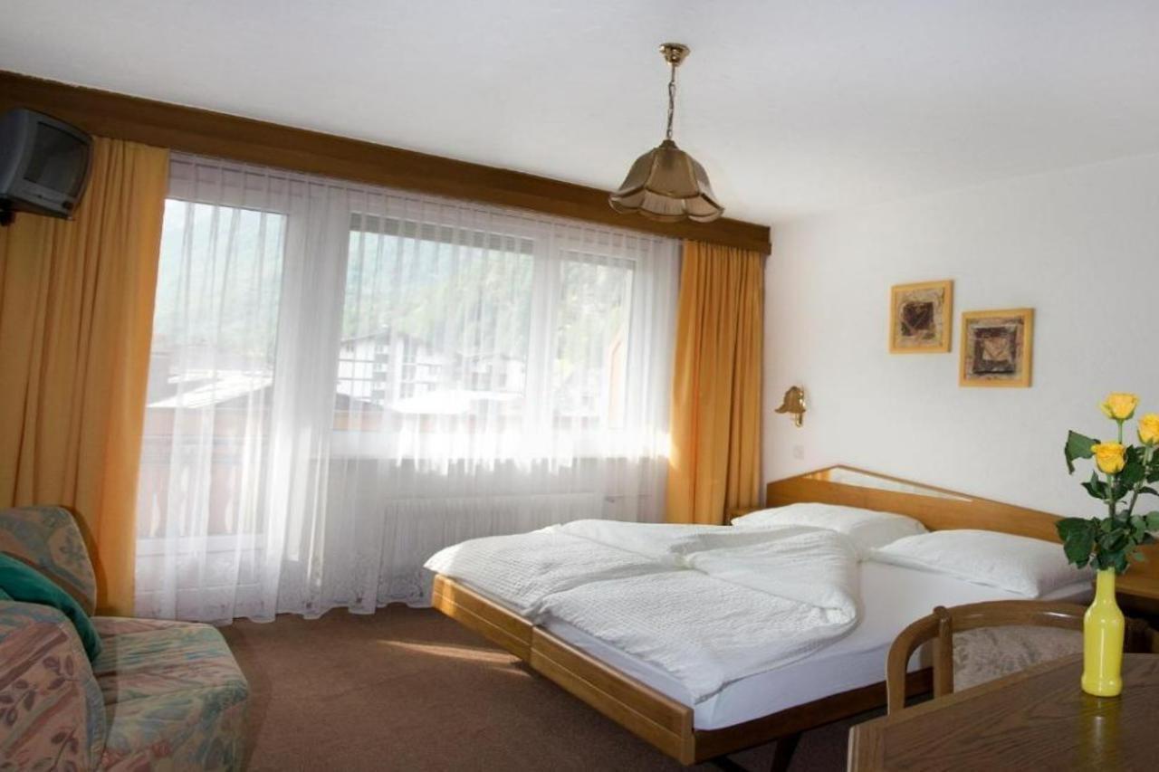 סאס-גרונד Hotel Alpha מראה חיצוני תמונה